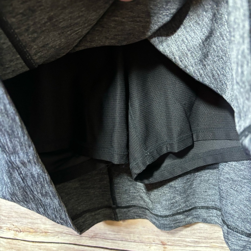 Athleta Charcoal Grey and Black Excursion Skirt Large F2 - Picture 4 of 6